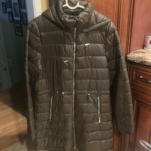 Women’s Love Tree mid-weight jacket